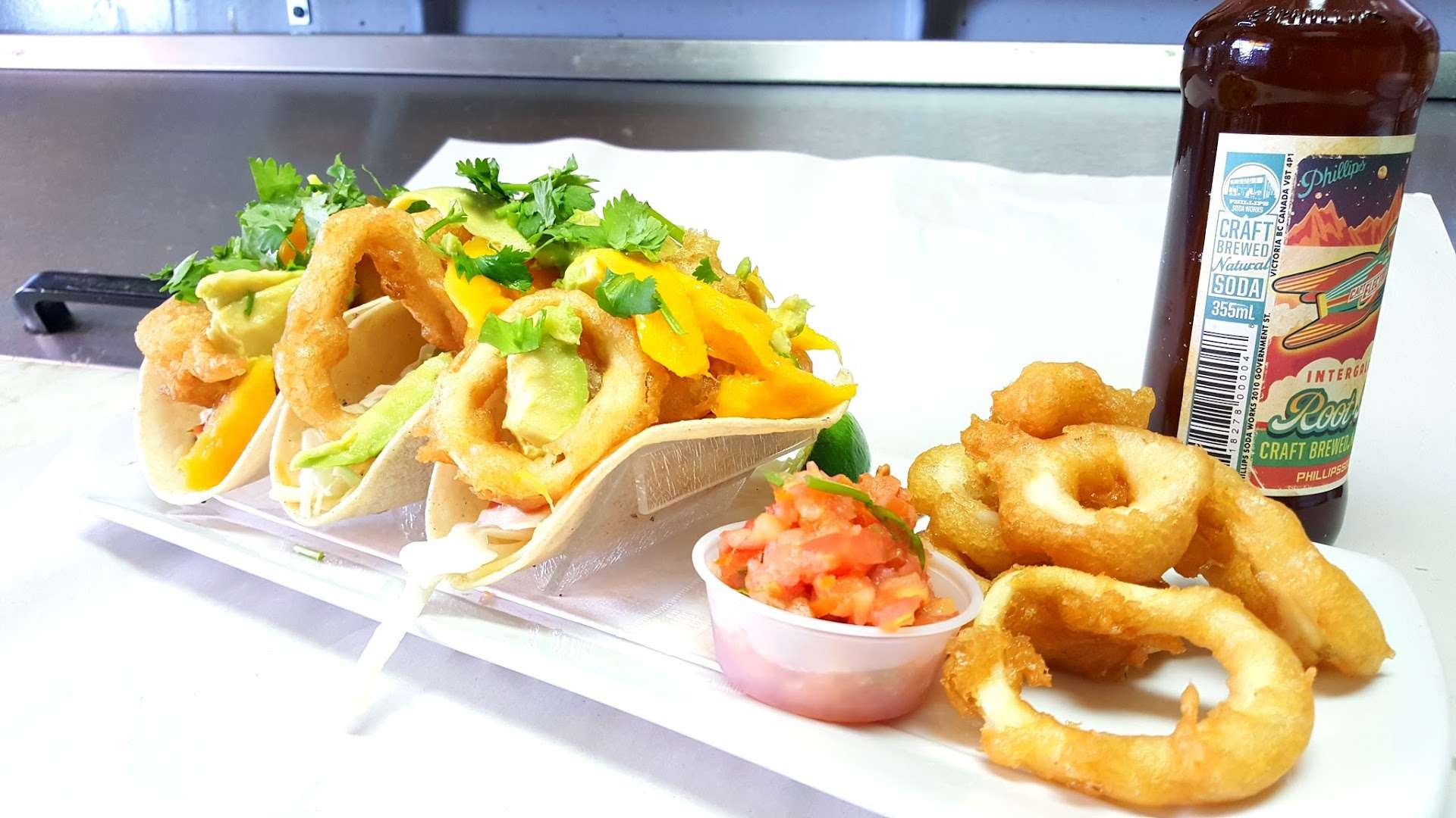 Fishboat Restaurant photo 3